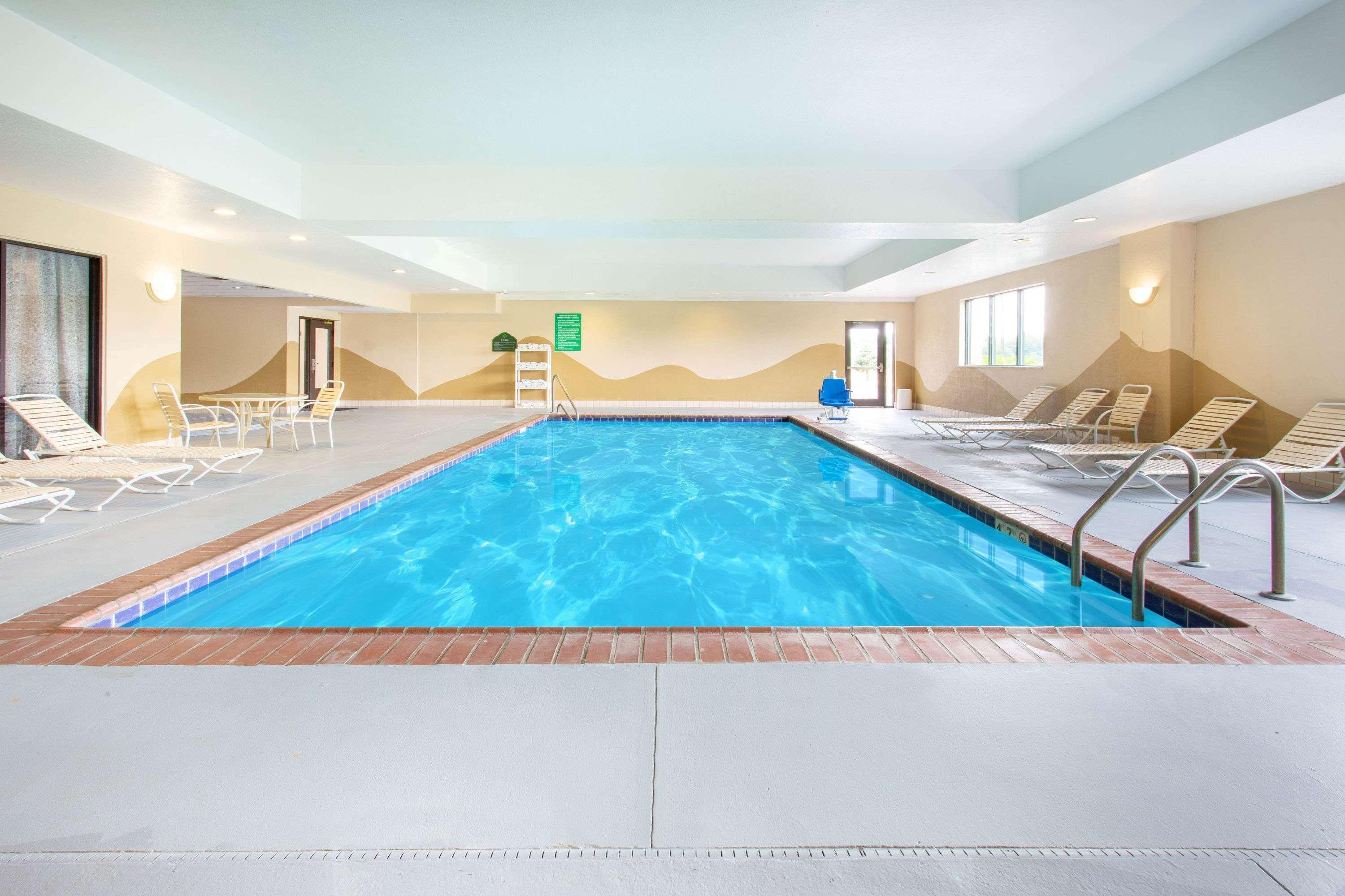 Wingate By Wyndham Indianapolis Airport Plainfield Hotel Eksteriør billede