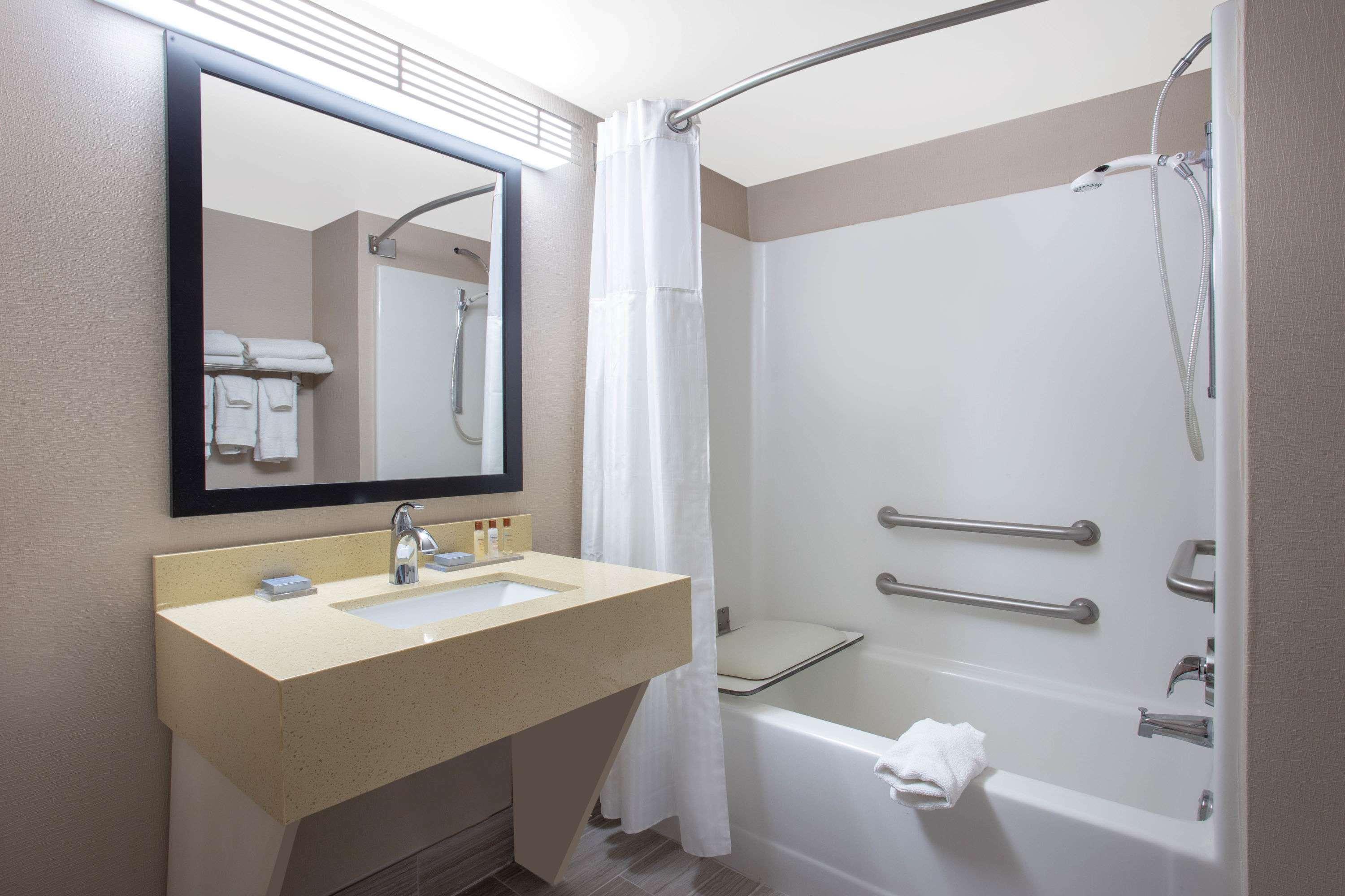 Wingate By Wyndham Indianapolis Airport Plainfield Hotel Eksteriør billede
