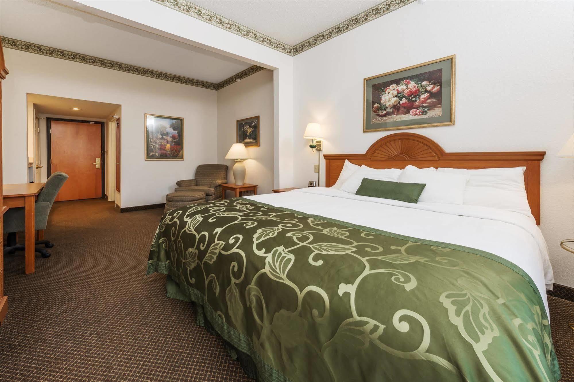 Wingate By Wyndham Indianapolis Airport Plainfield Hotel Eksteriør billede