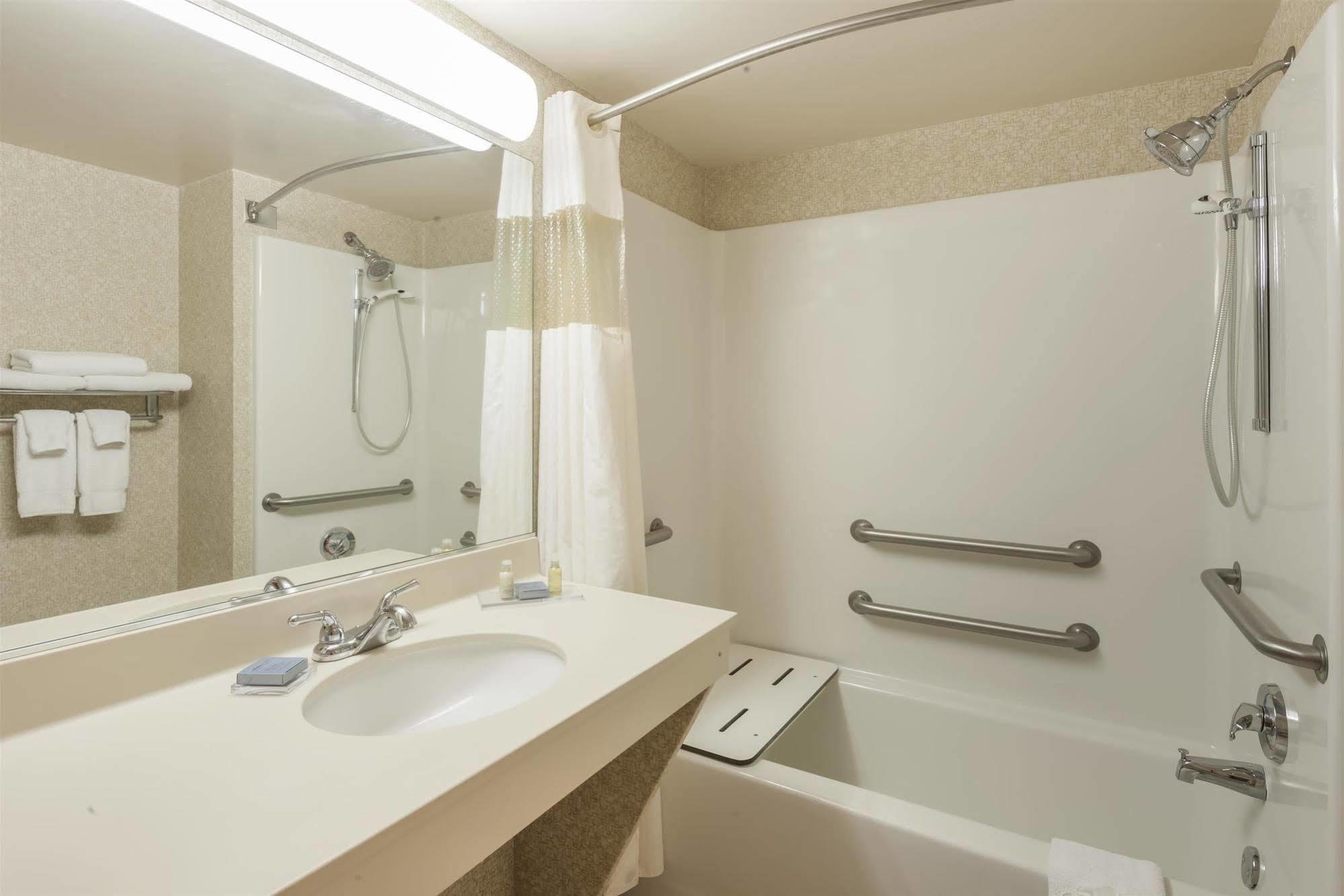 Wingate By Wyndham Indianapolis Airport Plainfield Hotel Eksteriør billede